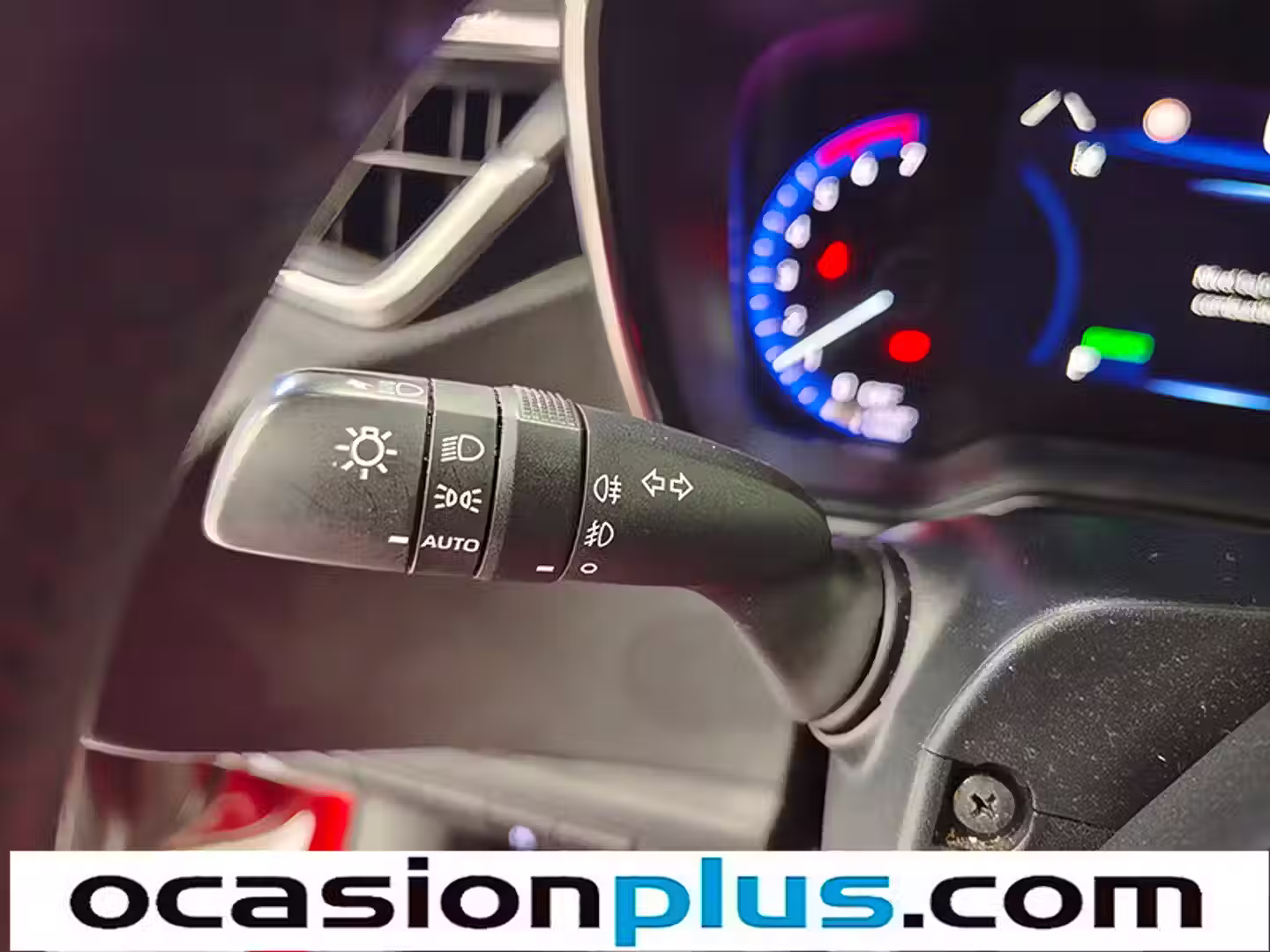 Encendido automático de faros