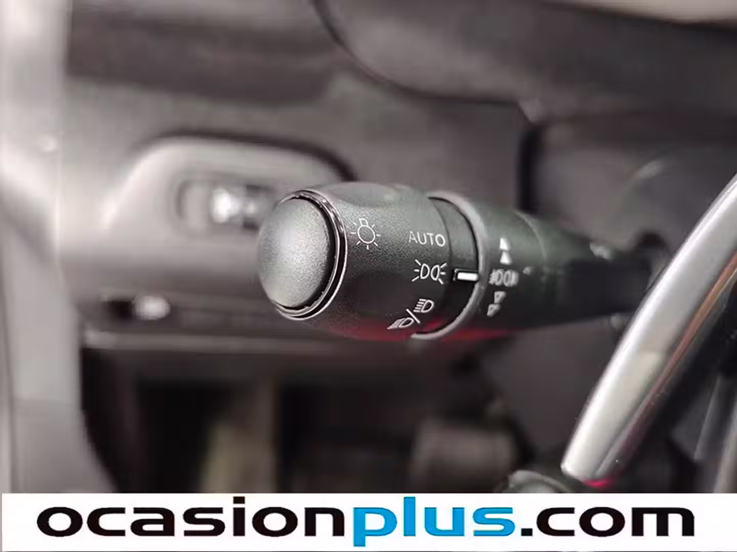 Encendido automático de faros