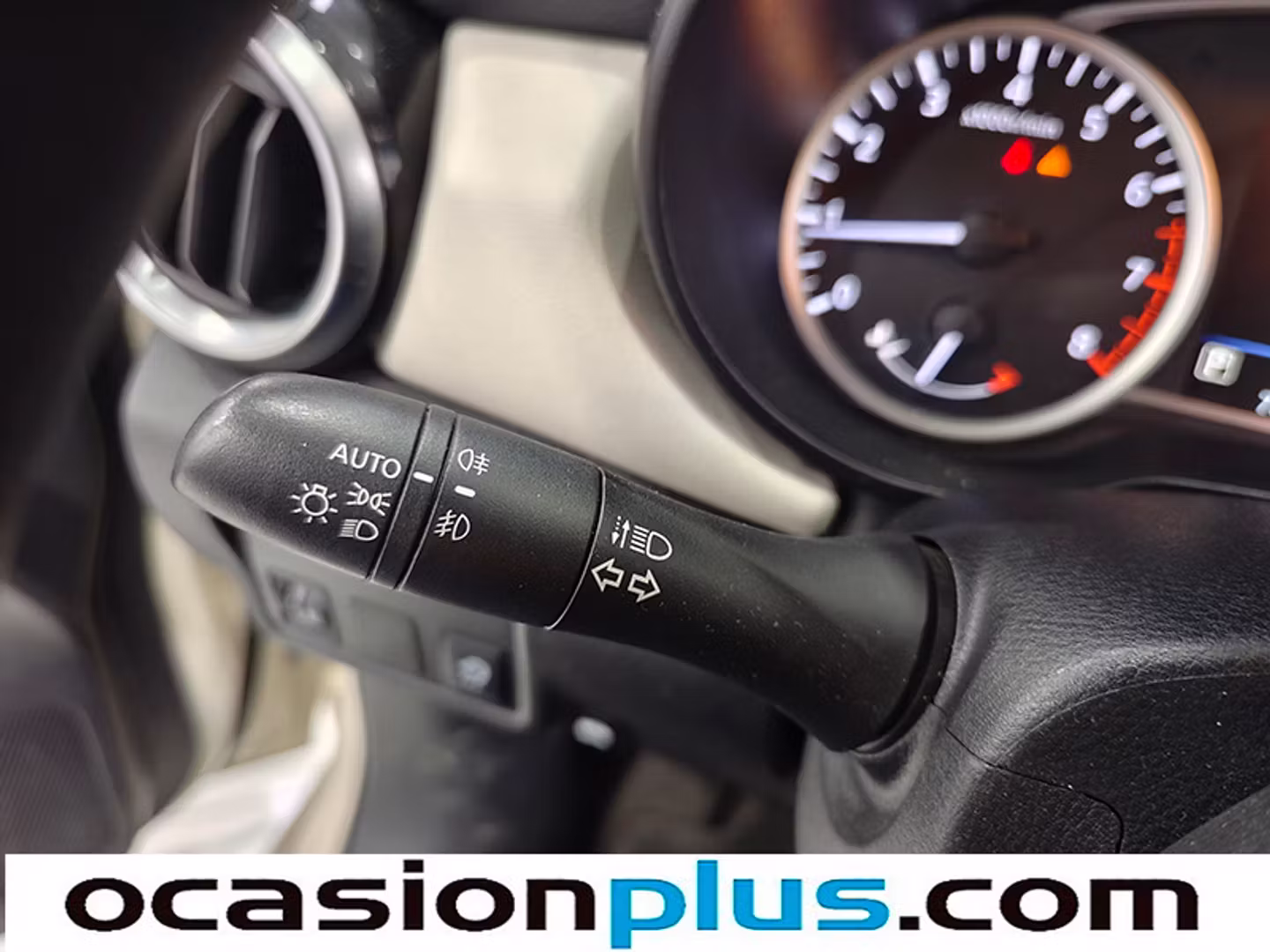 Encendido automático de faros