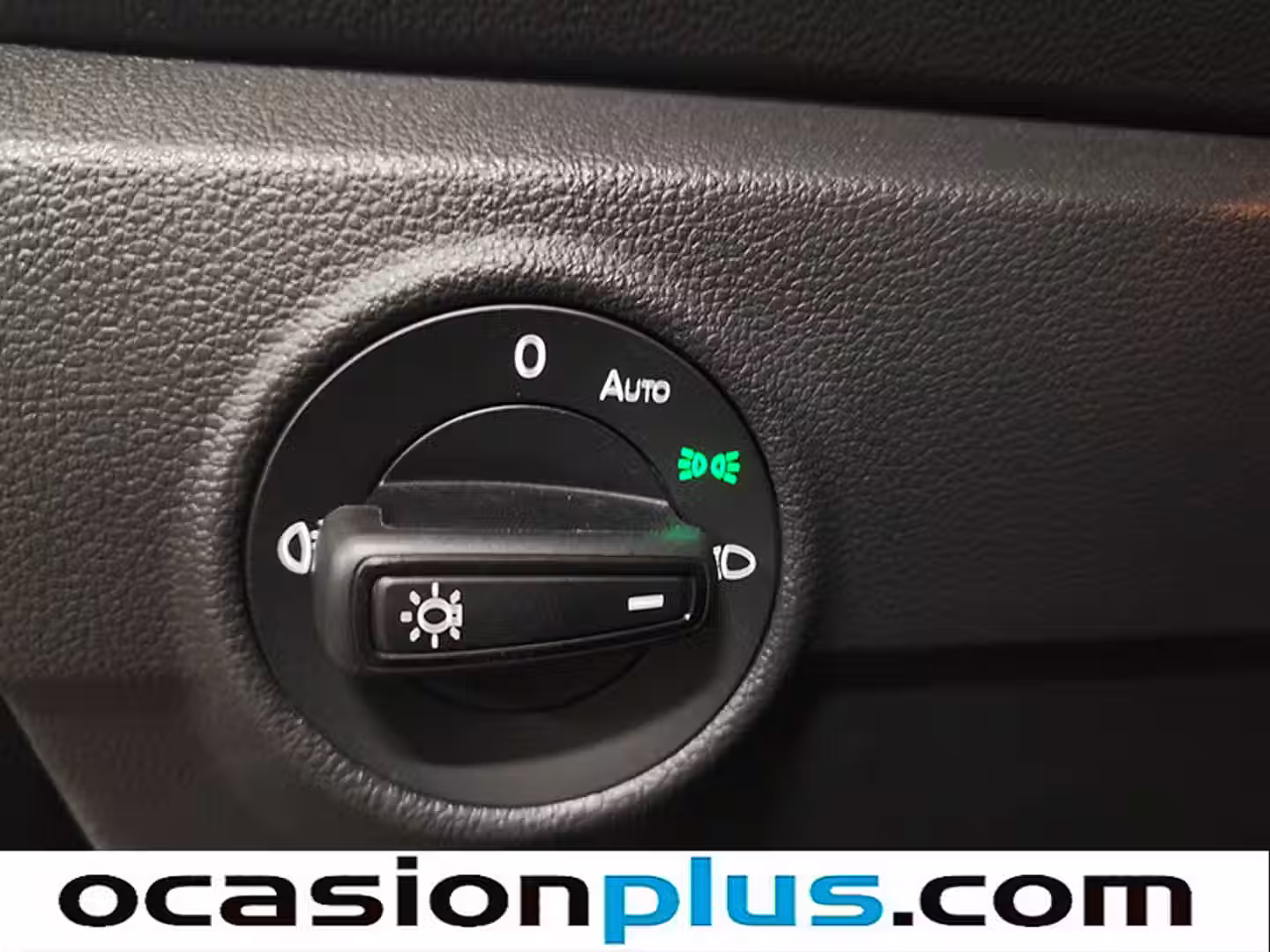 Encendido automático de faros