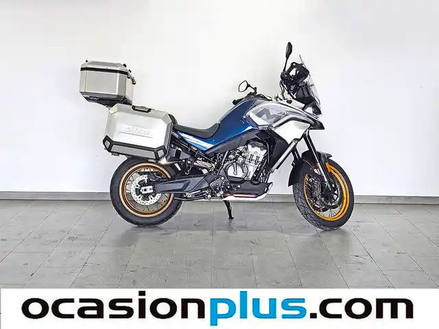 CFMOTO 800MT