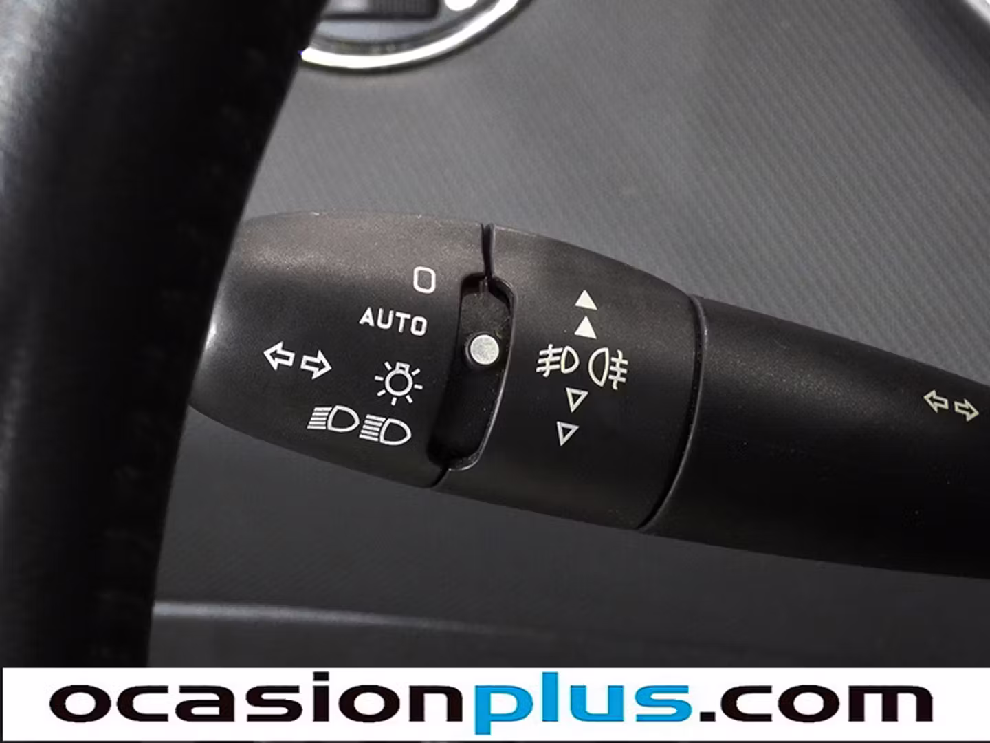 Encendido automático de faros