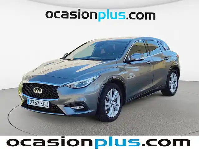 Infiniti Q30