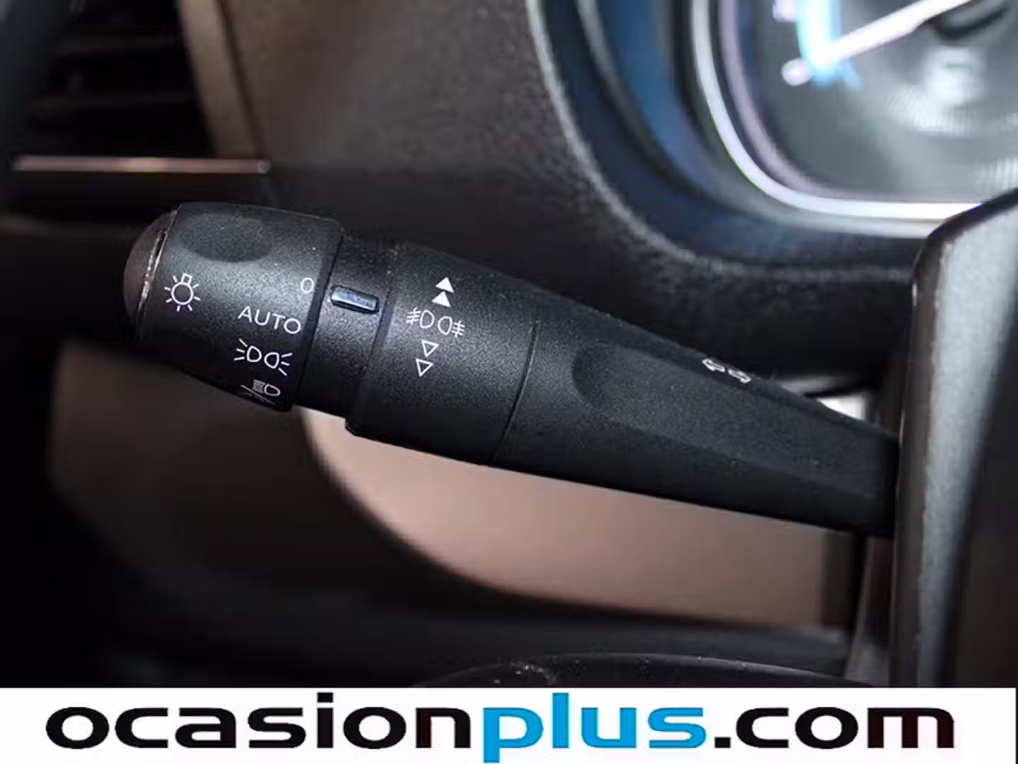 Encendido automático de faros