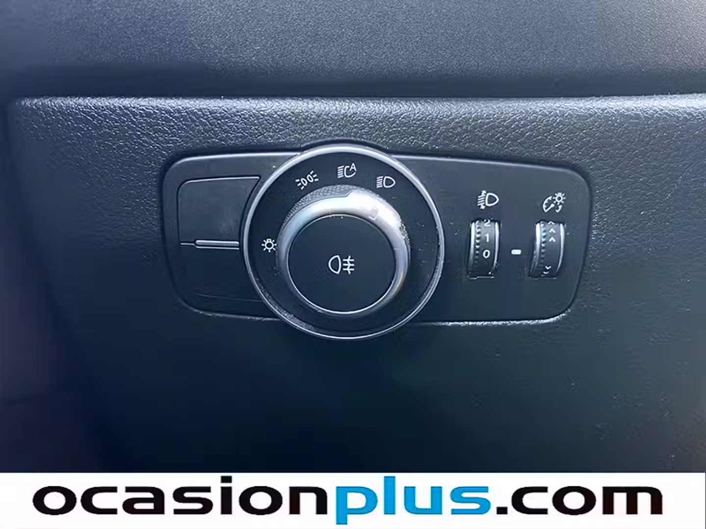 Encendido automático de faros