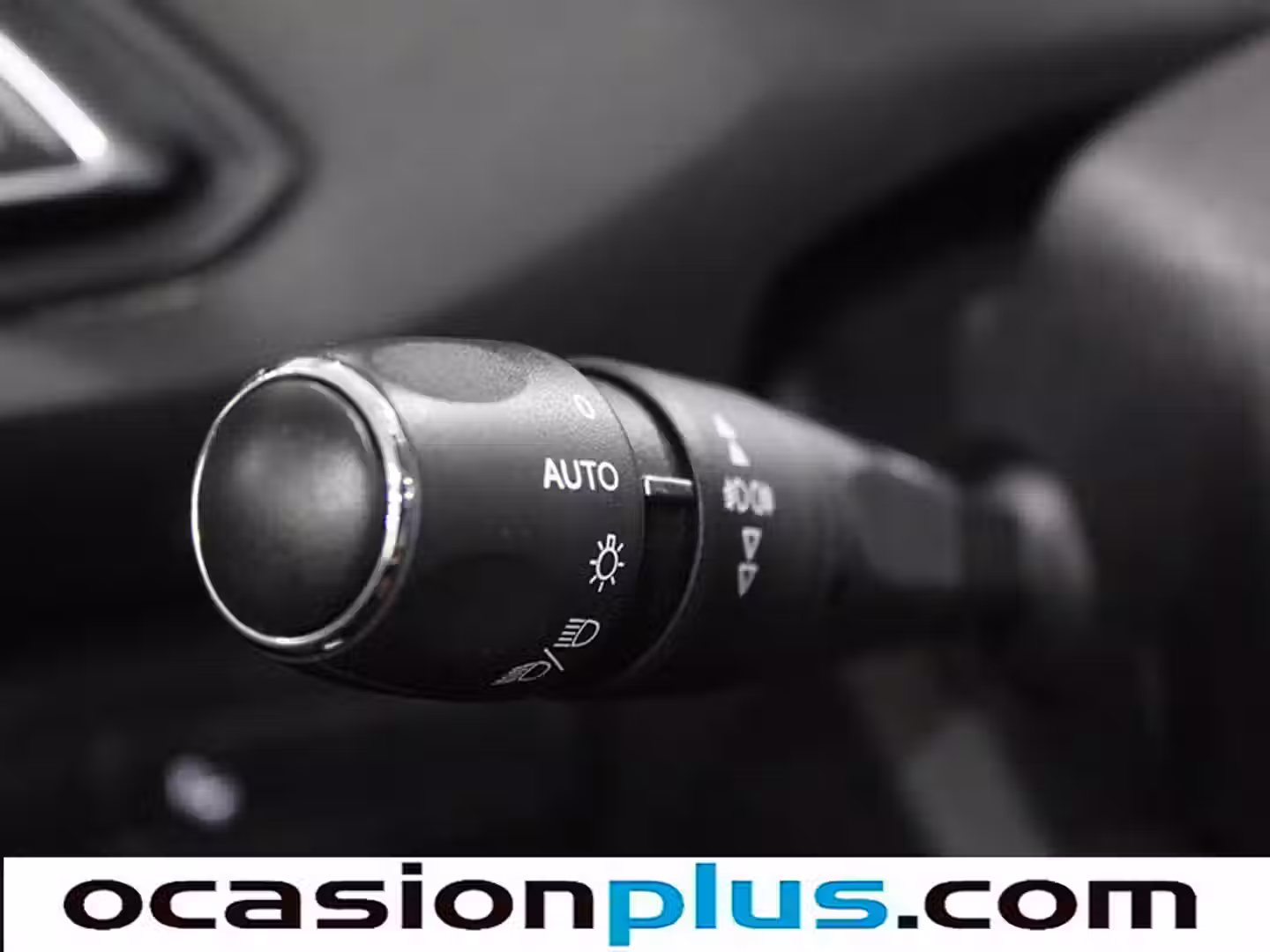 Encendido automático de faros