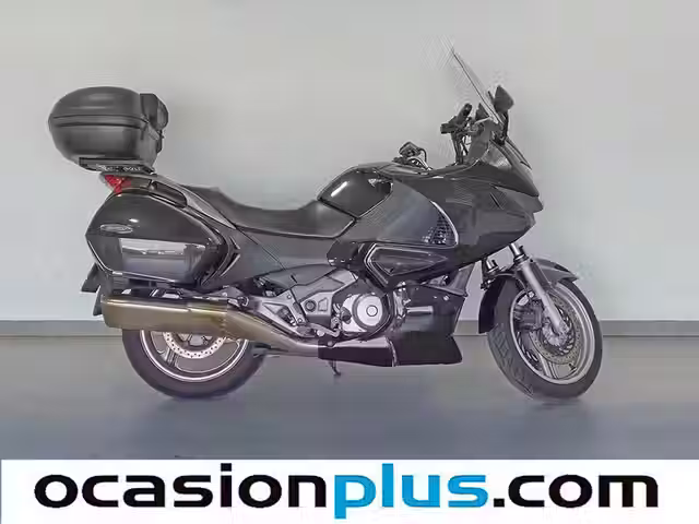 Honda NT700V