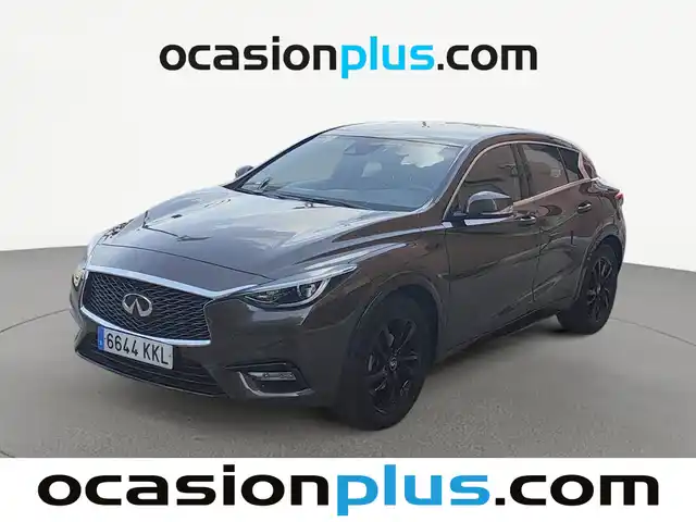 Infiniti Q30