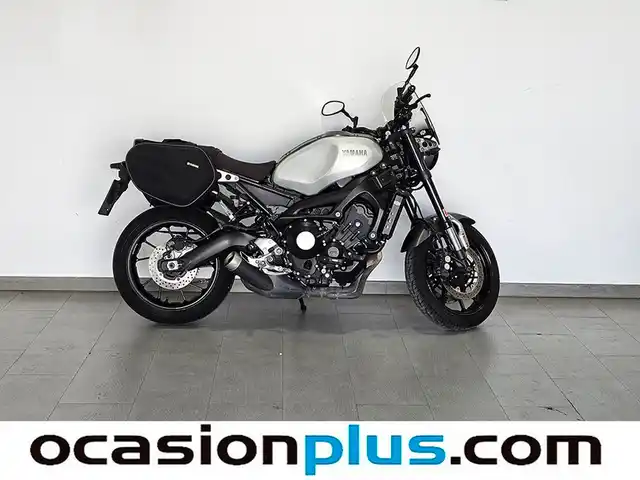 Yamaha XSR 900