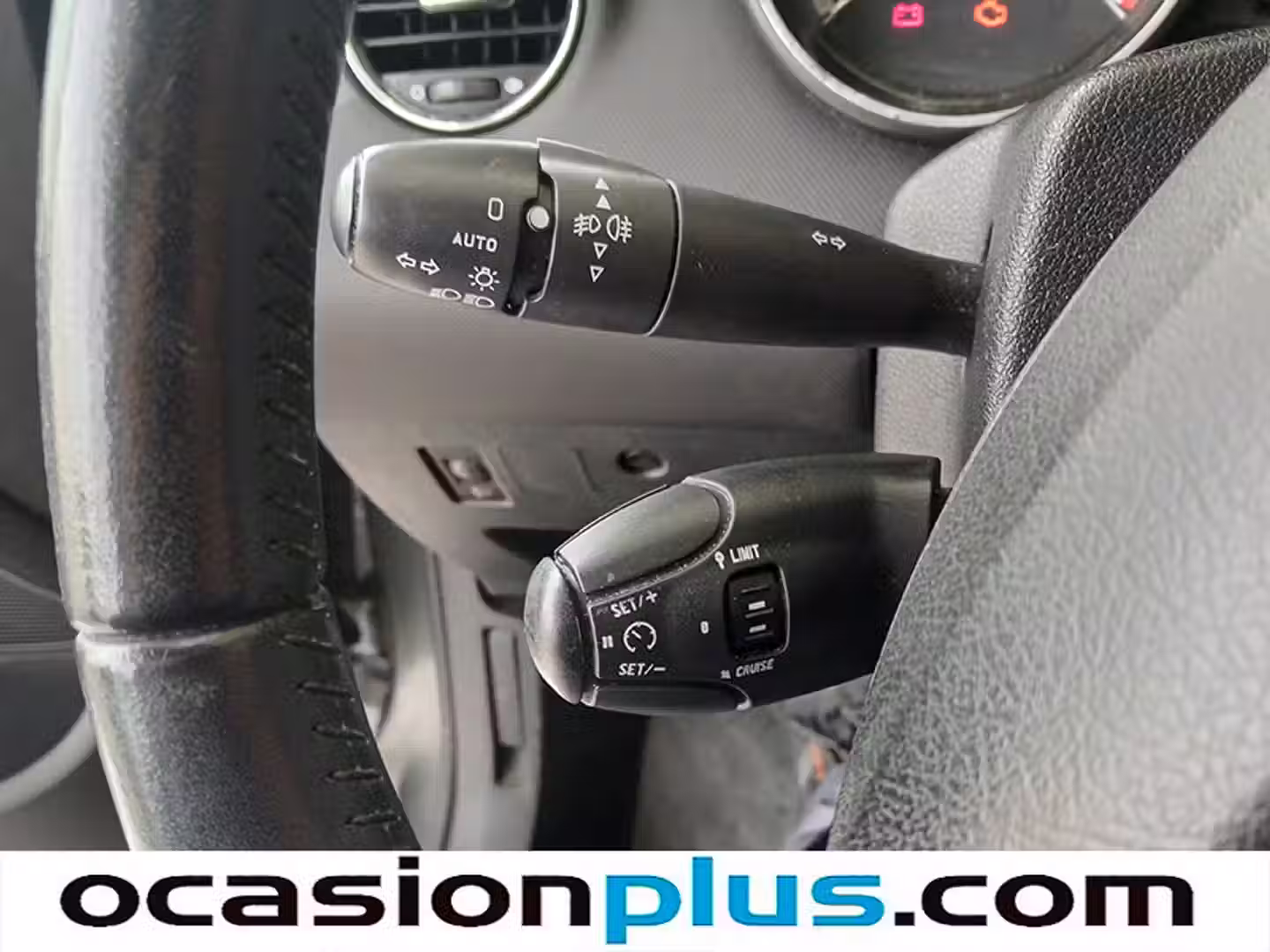 Encendido automático de faros