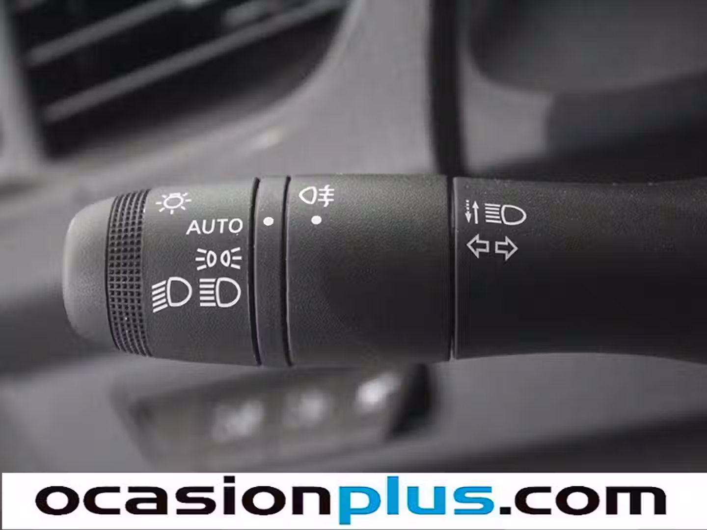 Encendido automático de faros