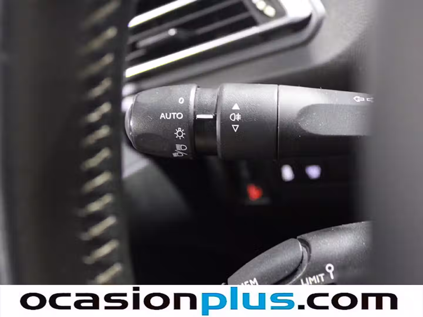 Encendido automático de faros