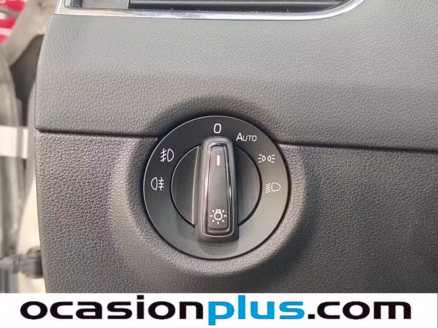 Encendido automático de faros