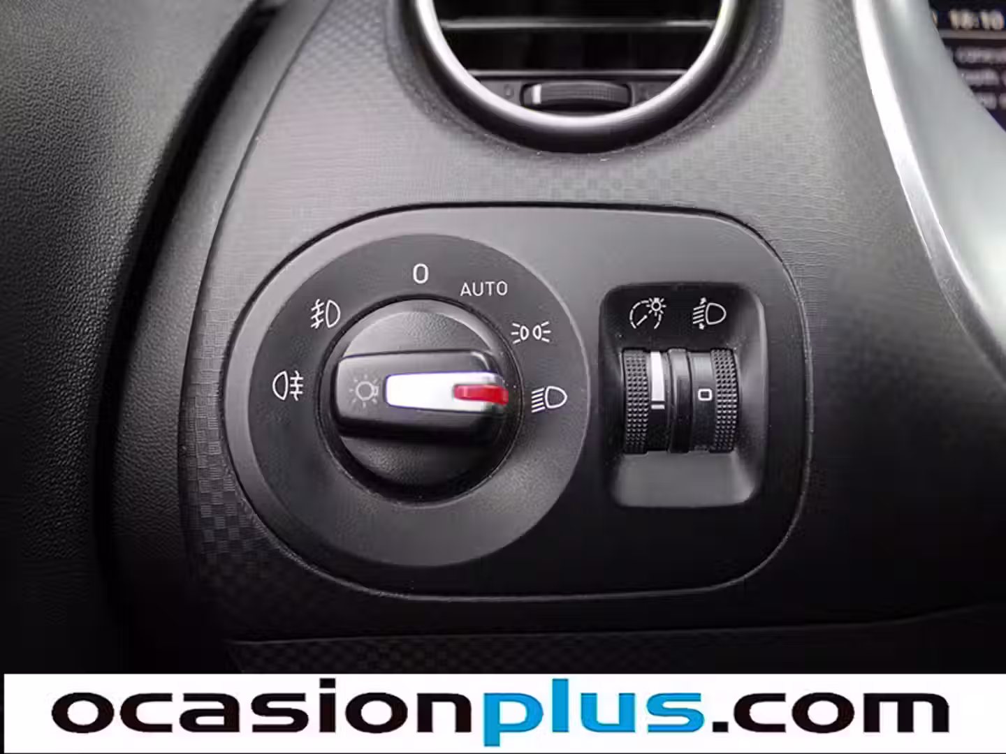 Encendido automático de faros
