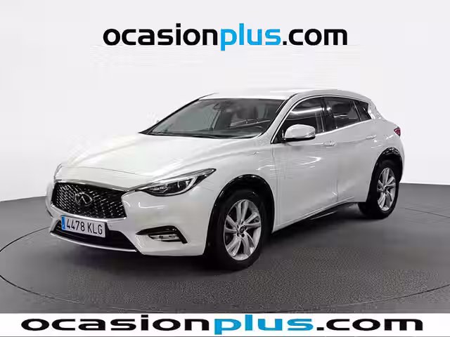 Infiniti Q30
