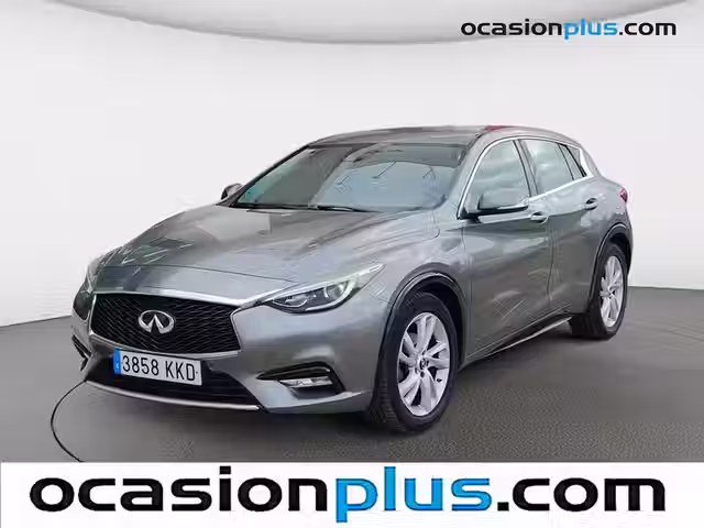 Infiniti Q30