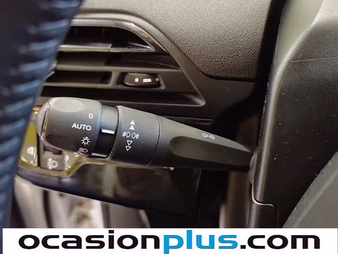 Encendido automático de faros